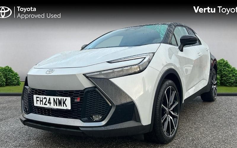 Used Toyota C-HR Sport 223 HP (164 kW) 2025 SUV
