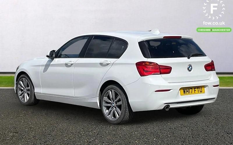 Usado BMW 118 Sport Line 150 HP (110 kW) 2017 Branco Citadino