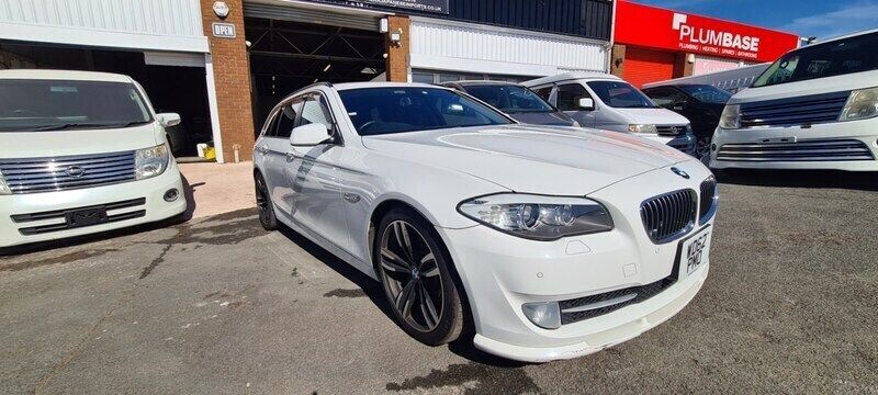 White Used 2012 BMW 523 Sport Line Estate | £8,000 - Image 1/4