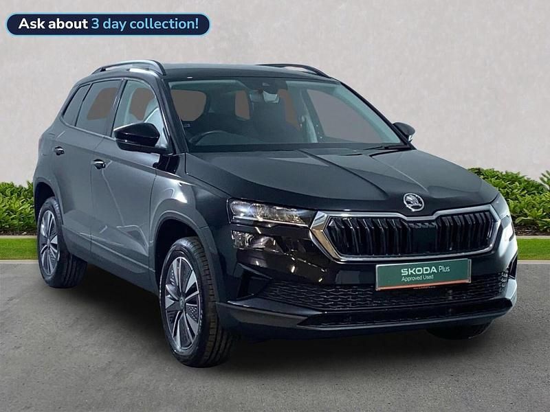 Black New 2025 Skoda Karoq SE SUV | £27,999 (Super price) - Image 1/3