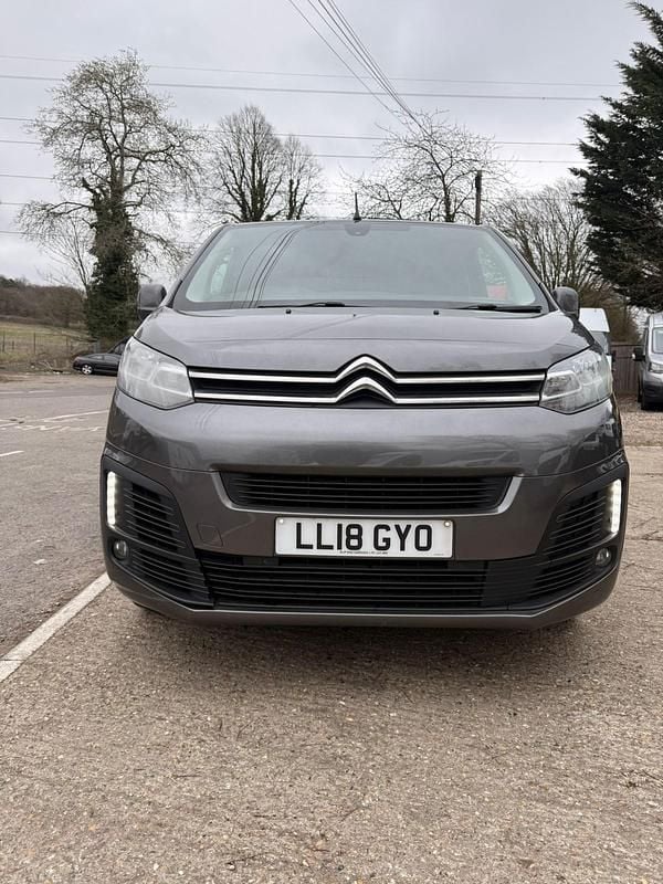 Używany Citroën Dispatch 2018 Szary Minivan