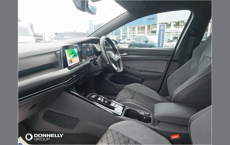 Used VW Golf VIII R-line 148 HP (108 kW) 2022 Black Hatchback