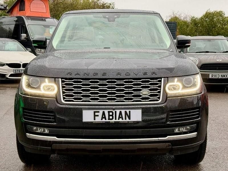 Used Land Rover Range Rover Vogue 258 HP (189 kW) 2017 Black SUV