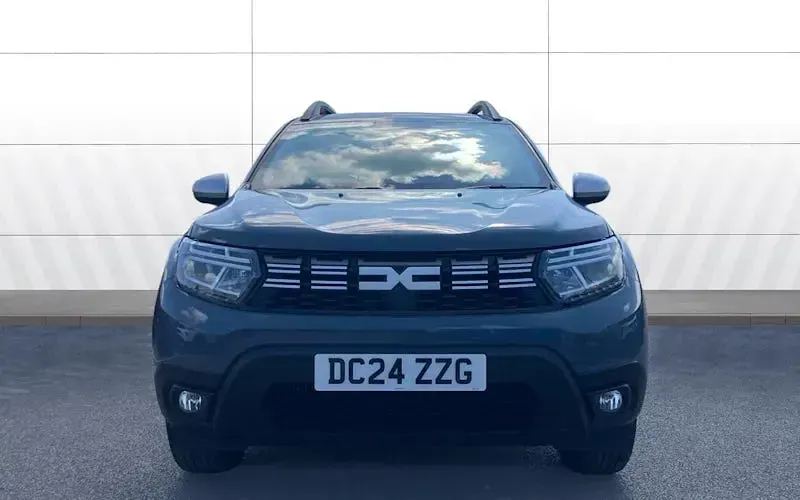 Begagnad Dacia Duster Expression 90 HK (66 kW) 2024 Grå SUV