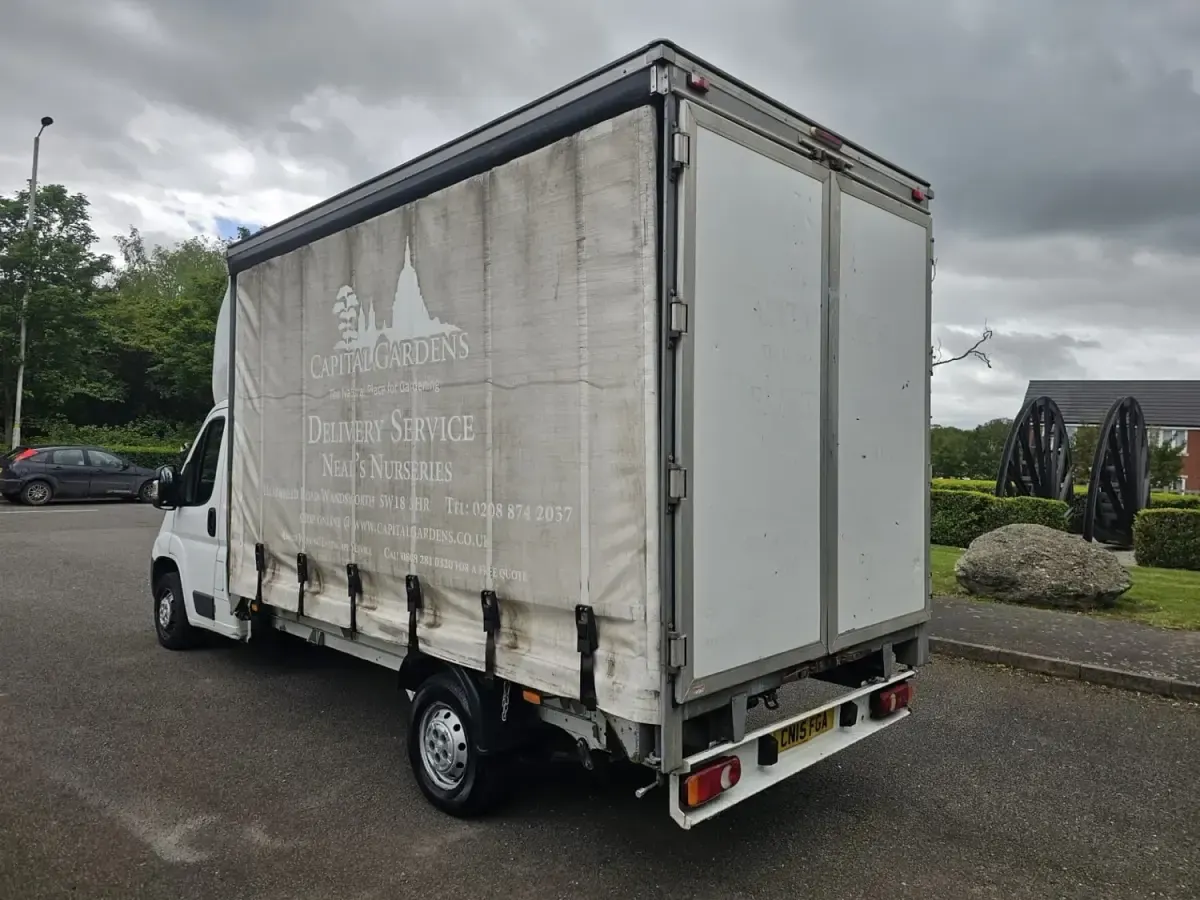 Usado Peugeot Boxer 2015 Blanco Van