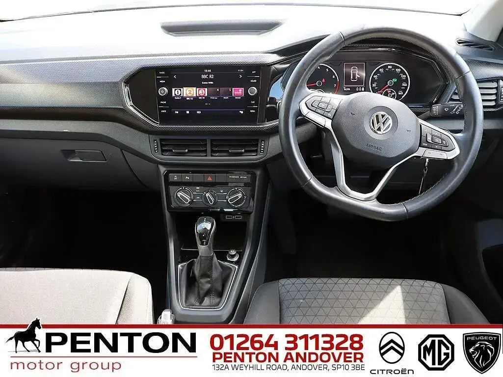 Usado VW T-Cross SE 115 HP (84 kW) 2020 Cinzento SUV