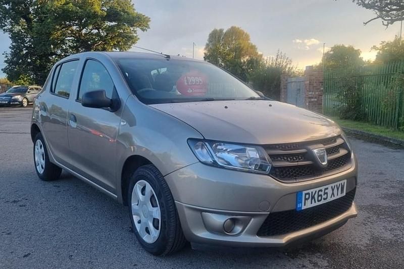 Beige Used 2015 Dacia Sandero Ambiance Hatchback | £2,995 (Fair price) - Image 1/1