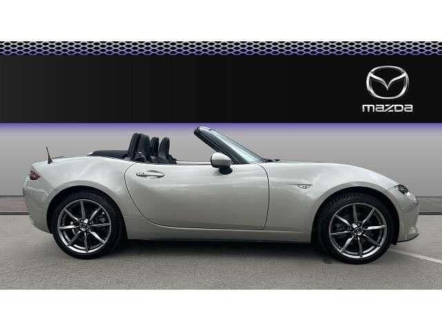Begagnad Mazda MX5 Exclusive-Line 184 HK (135 kW) 2023 Silver Cab