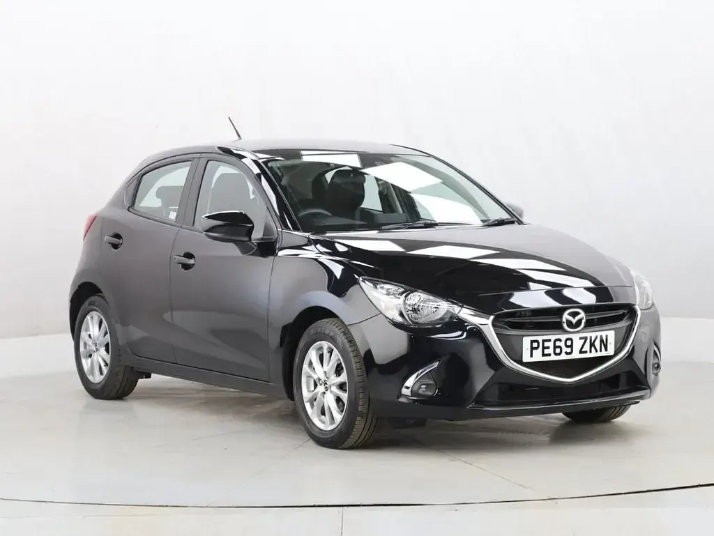 Używany Mazda 2 90 KM (66 kW) 2019 Czarny Hatchback