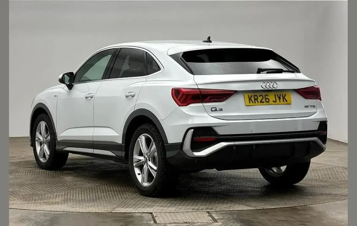 New Audi Q3 S-Line 150 HP (110 kW) 2026 White SUV