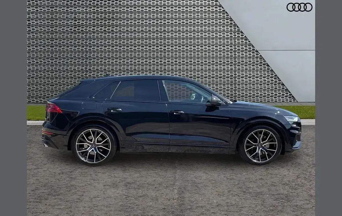 Used Audi SQ8 Black Edition 507 HP (372 kW) 2022 Black SUV