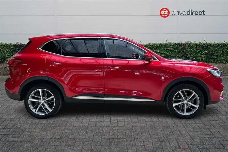 Used MG HS Exclusive 162 HP (119 kW) 2023 Red SUV
