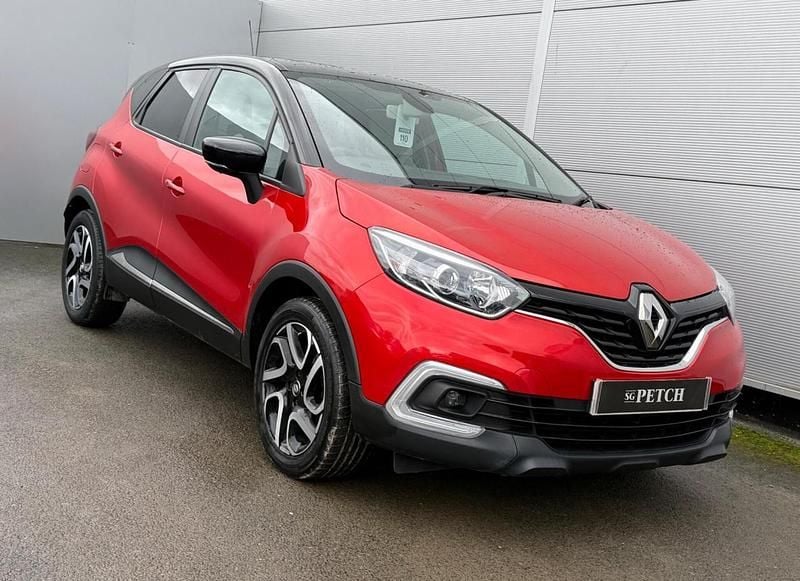 Used Renault Captur Iconic 89 HP (65 kW) 2020 Red SUV