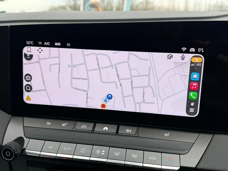 Used Vauxhall Astra S 128 HP (94 kW) 2024 Blue Estate