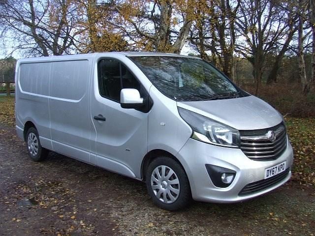 Silver Used 2017 Vauxhall Vivaro Sportive MPV | £7,695 (Good price) - Image 1/4