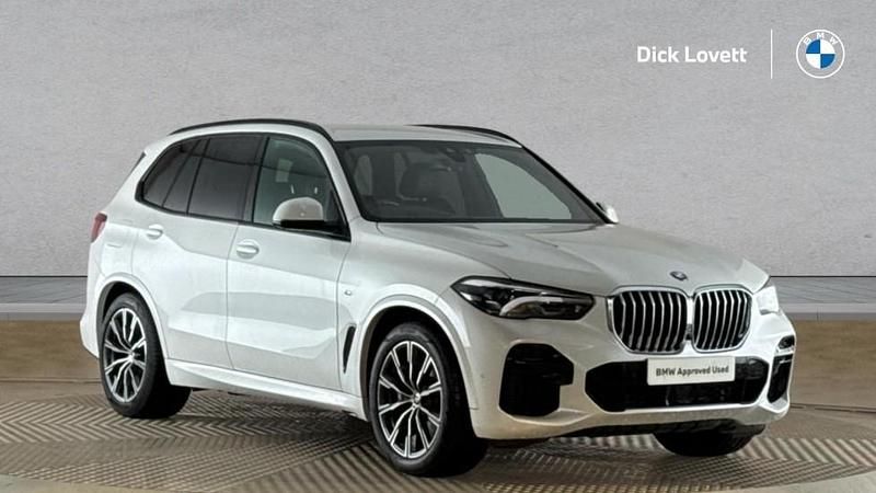 White Used 2022 BMW X5 M Sport SUV | £45,500 (Super price) - Image 1/4