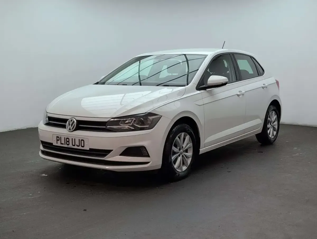Used VW Polo SE 65 HP (47 kW) 2018 White Hatchback