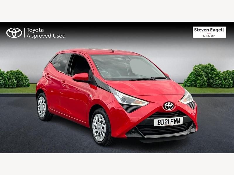 Red Used 2021 Toyota Aygo X-play Hatchback | £9,787 (Fair price) - Image 1/3