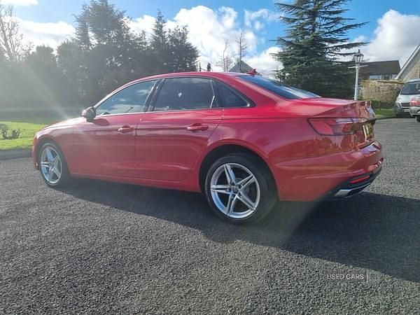 Used Audi A4 Comfort 163 HP (119 kW) 2019 Red Sedan