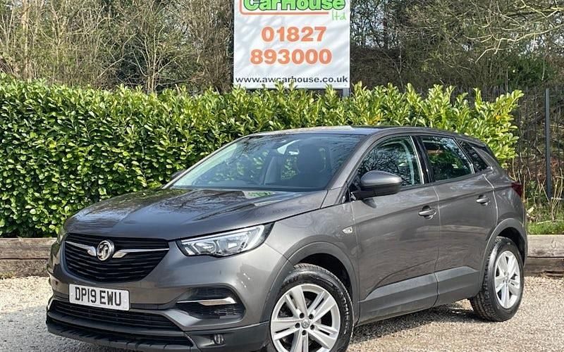 Second-hand Vauxhall Grandland X S 131 CP (96 kW) 2019 Gri SUV