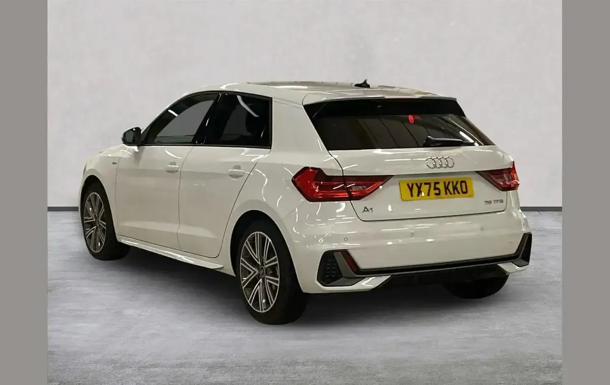 Used Audi A1 S-Line 150 HP (110 kW) 2025 White SUV