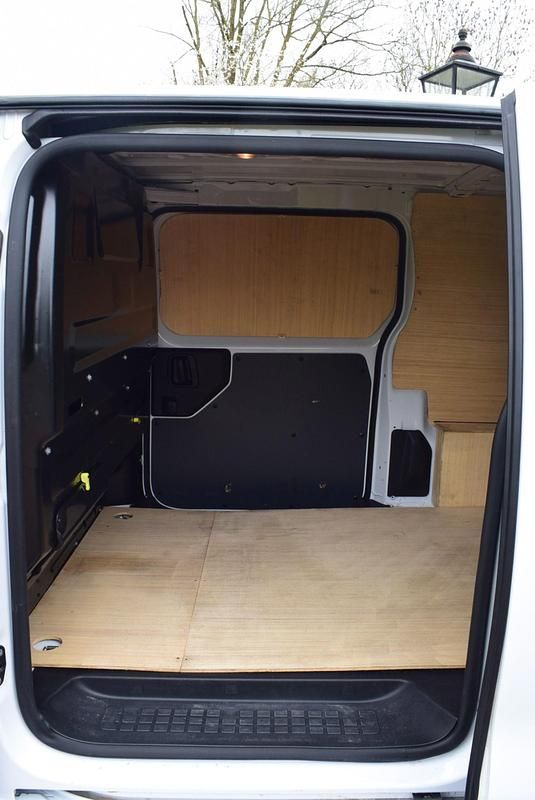 Used Peugeot Expert Premium 2023 White Van