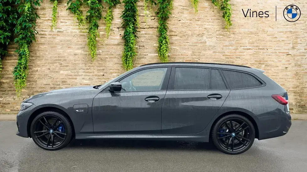 Used BMW 330 M Sport 288 HP (211 kW) 2022 Grey Estate