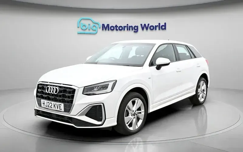 Gebraucht Audi Q2 S-Line 150 PS (110 kW) 2026 SUV