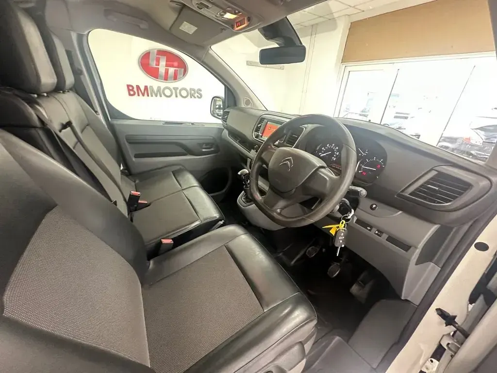 Used Citroën Dispatch 2020 White MPV