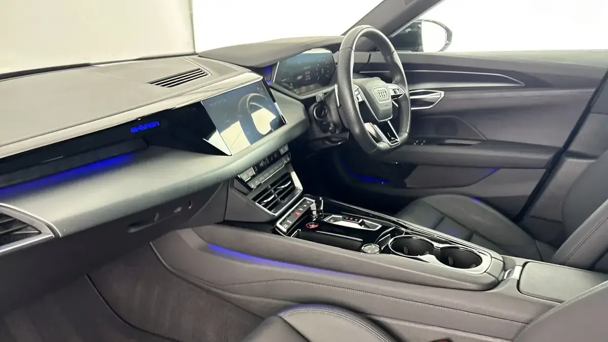 Used Audi e-tron GT quattro Comfort 430 kW (585 HP) 2023 Black Sedan