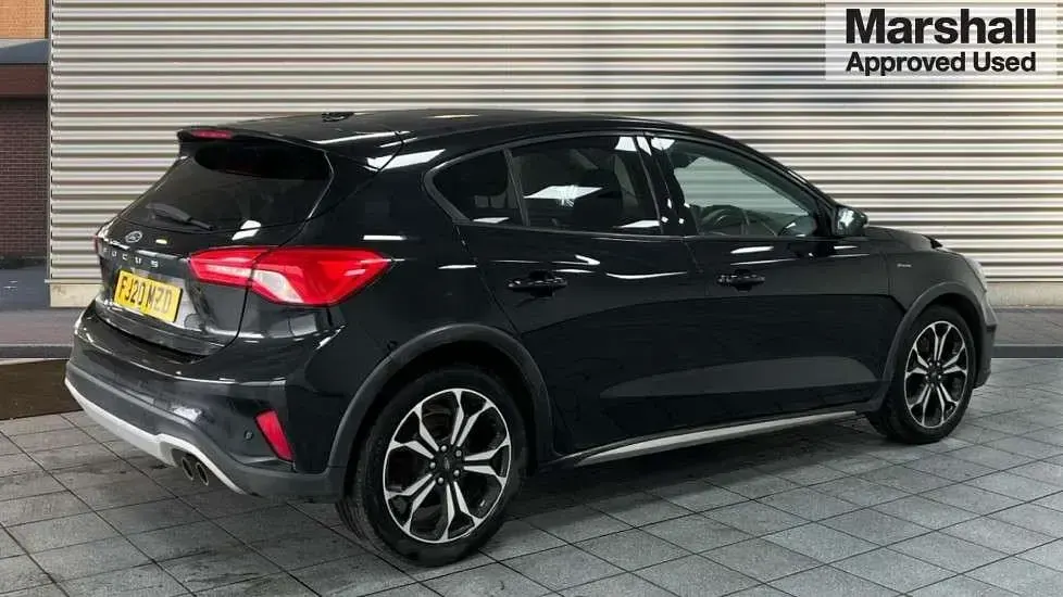 Used Ford Focus Active X 125 HP (91 kW) 2020 Black Hatchback