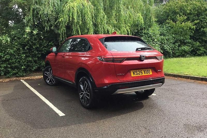 Used Honda HR-V Advance 131 HP (96 kW) 2025 Red SUV