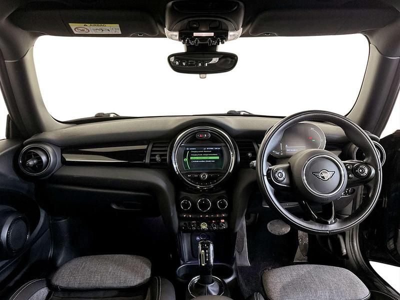 Used Mini Cooper SE Hatch 135 kW (184 HP) 2021 Black Hatchback