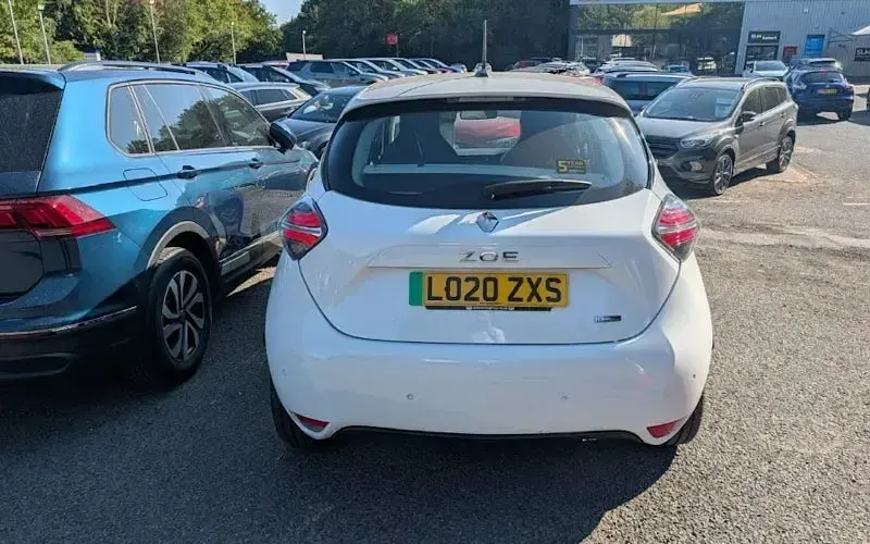 Used Renault Zoe Iconic 100 kW (136 HP) 2021 Hatchback