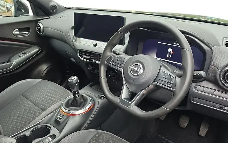 Used Nissan Juke N-Connecta 114 HP (83 kW) 2025 Black SUV