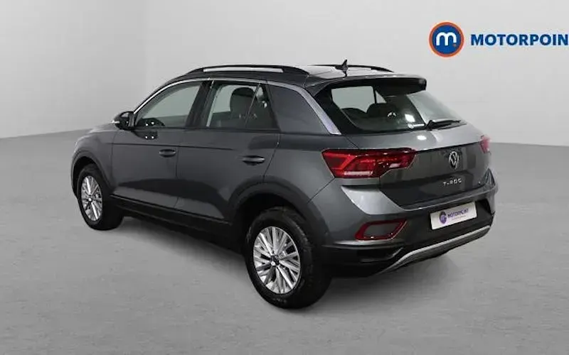 Używany VW T-Roc Life 110 KM (80 kW) 2023 Szary SUV