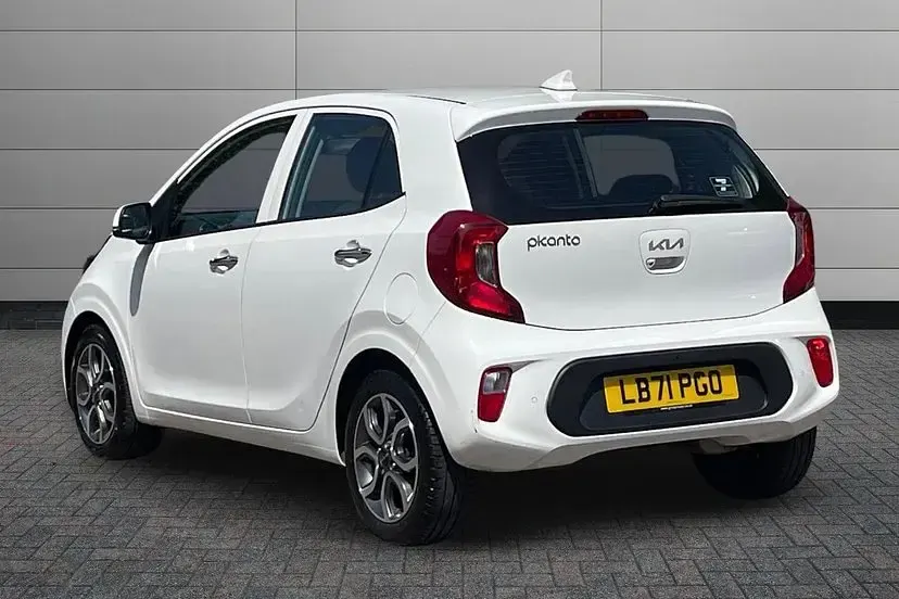 Used Kia Picanto 66 HP (48 kW) 2021 White Hatchback