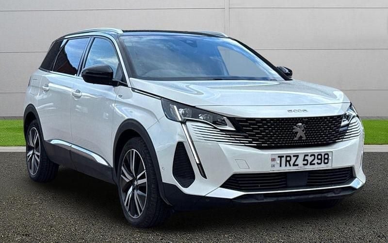 White Used 2022 Peugeot 5008 Premium MPV | £24,450 (Fair price) - Image 1/4