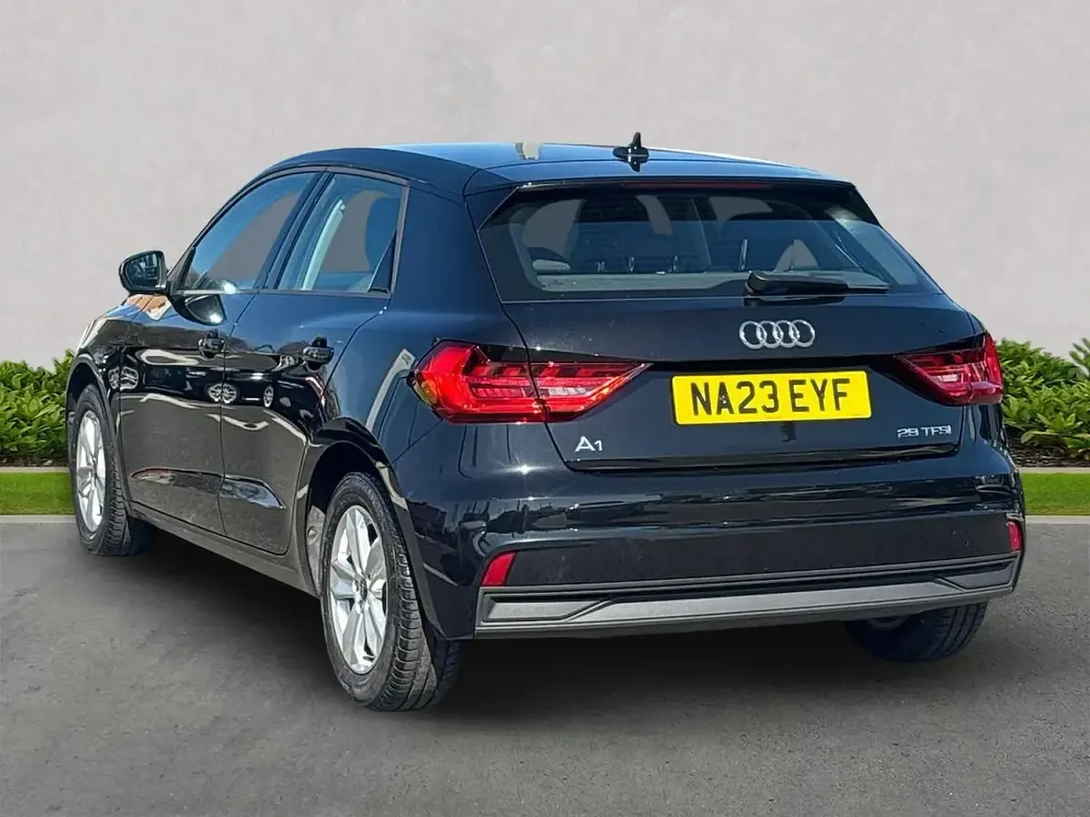 Used Audi A1 Sportback Business 95 HP (69 kW) 2023 Black Hatchback