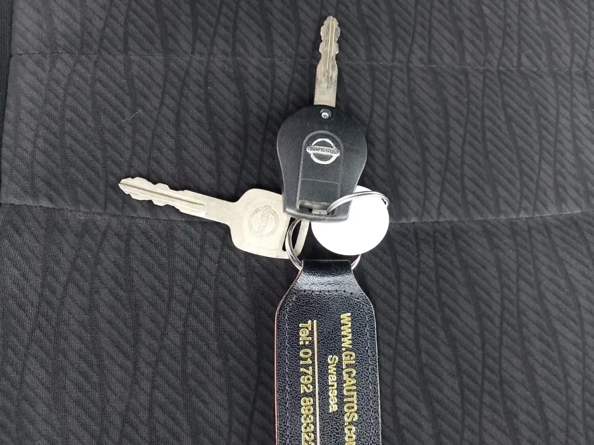 Used Nissan Serena 2008 Blue MPV