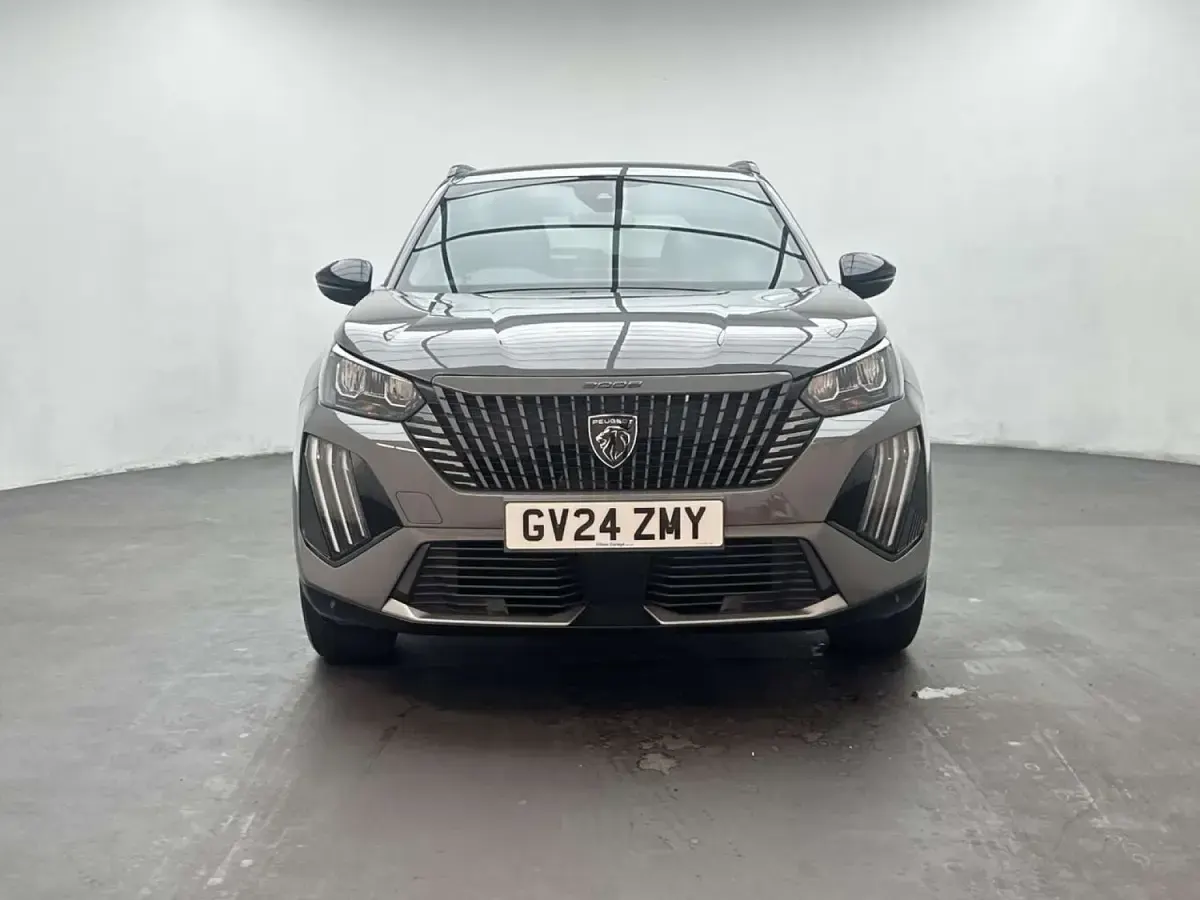 Used Peugeot e-2008 Allure 11 kW (15 HP) 2024 Grey SUV