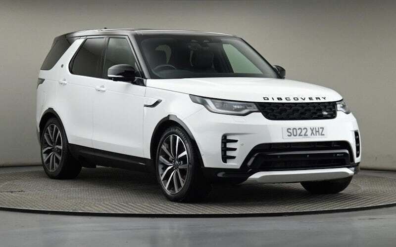 White Used 2022 Land Rover Discovery 5 SE Dynamic SUV | £38,500 (Fair price) - Image 1/4