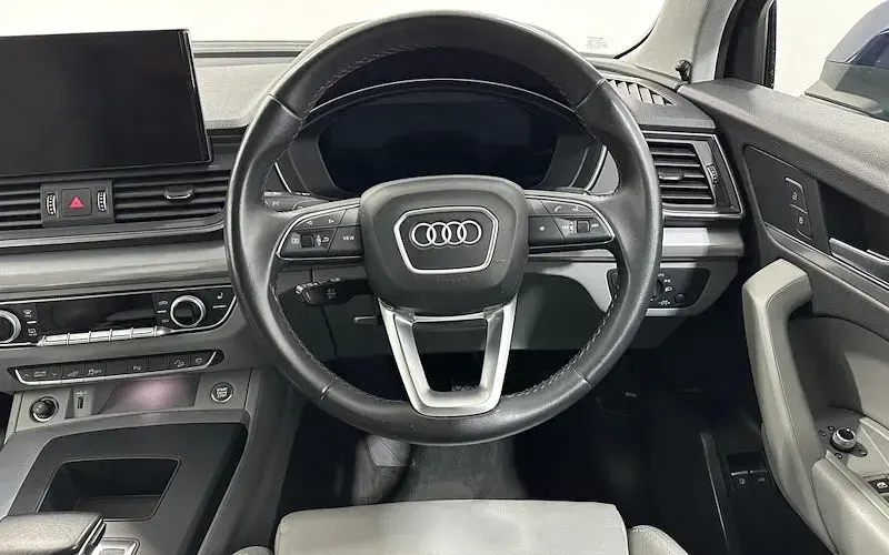 Used Audi Q5 Sport 299 HP (219 kW) 2022 Blue SUV
