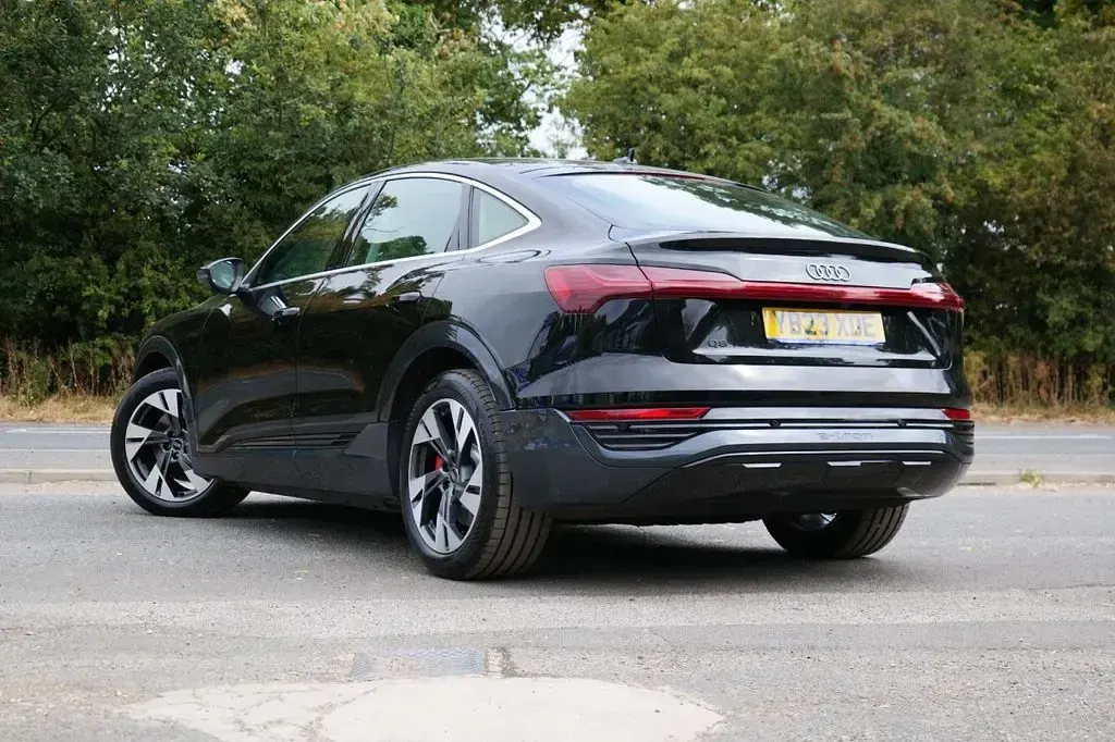 Used Audi Q8 e-tron Sport 11 kW (15 HP) 2023 Black SUV