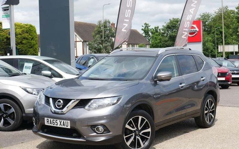 Grey Used 2015 Nissan X-Trail N-TEC SUV | £12,590 (Fair price) - Image 1/4