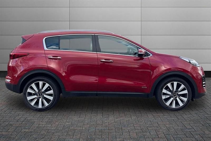 Used Kia Sportage 134 HP (98 kW) 2016 Red SUV