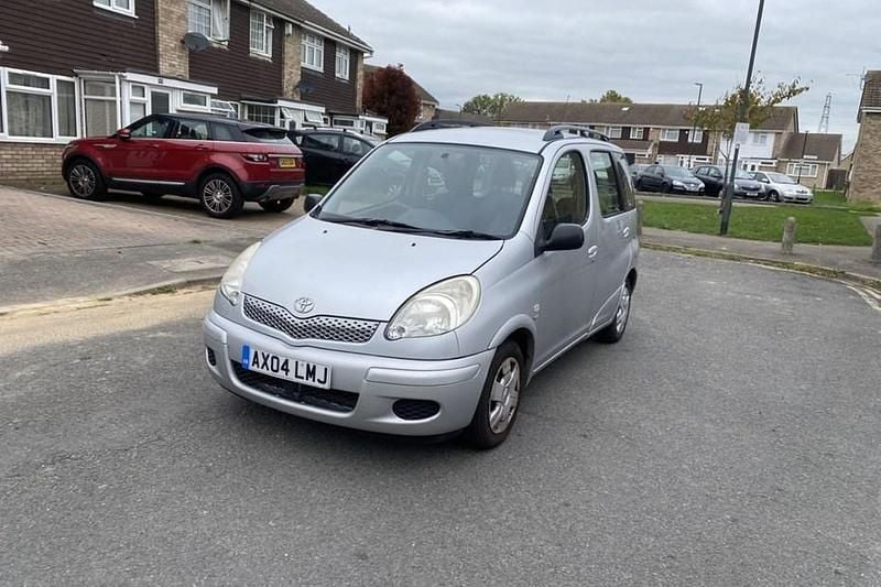 Used Toyota Yaris T3 85 HP (62 kW) 2004 Estate