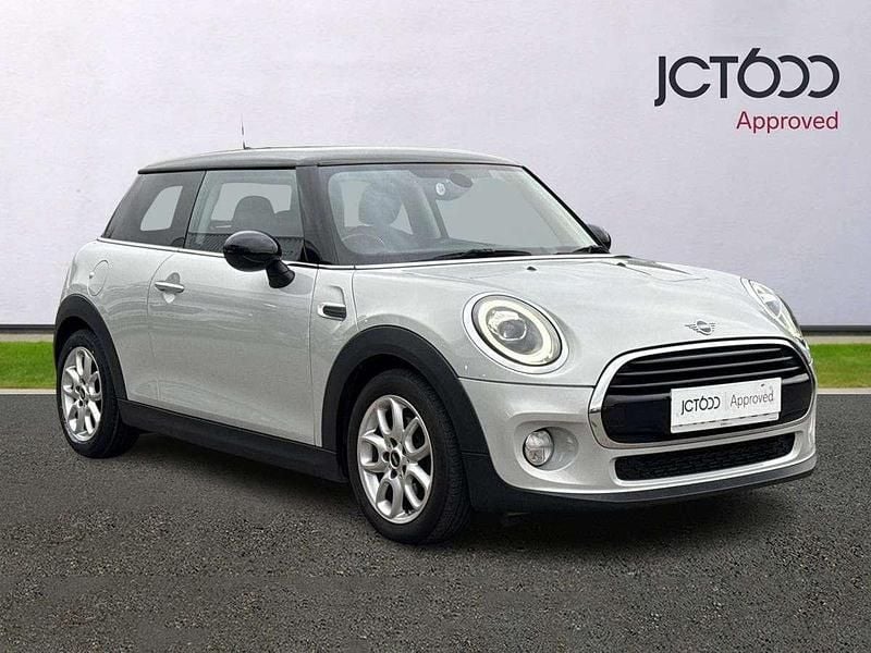 Silver Used 2018 Mini Cooper Hatch Hatchback | £13,243 (Fair price) - Image 1/4