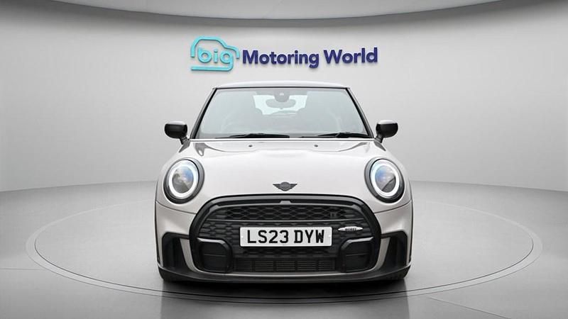 Used Mini Cooper Hatch 136 HP (100 kW) 2023 Grey Hatchback