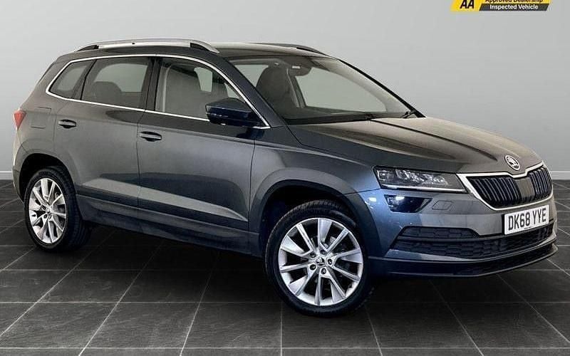 Used 2020 Skoda Karoq SE L SUV | £12,395 (Good price) - Image 1/2